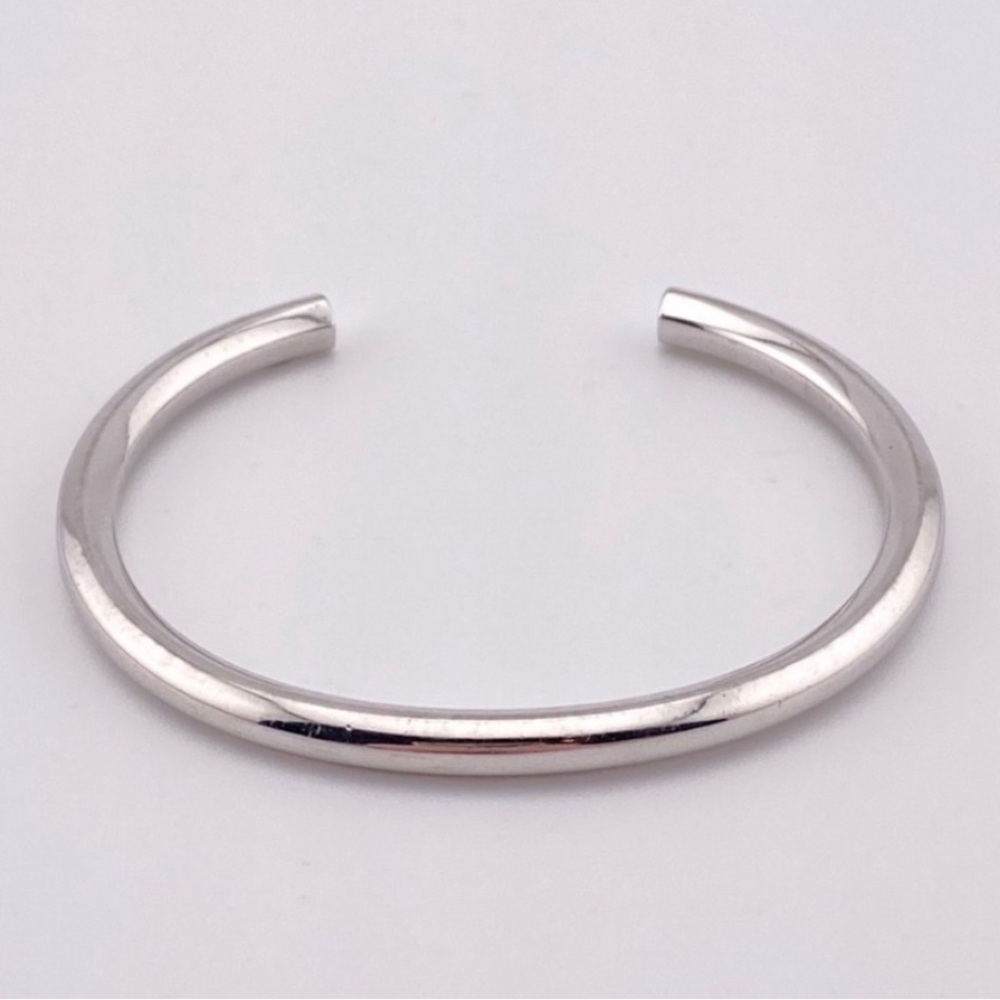 5/$20 Stella Valle Be Your Own Kind of Beautiful Silver Tone Bracelet - Picture 9 of 16